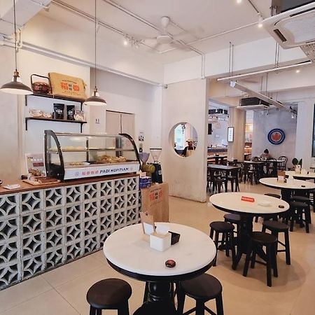 Attrus Bed & Breakfast Johor Bahru Buitenkant foto