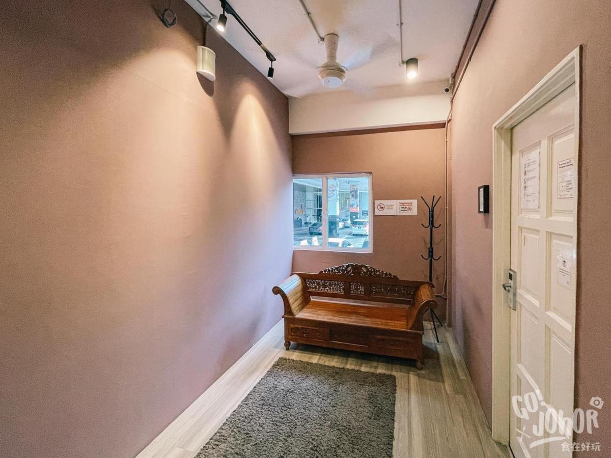 Attrus Bed & Breakfast Johor Bahru Buitenkant foto