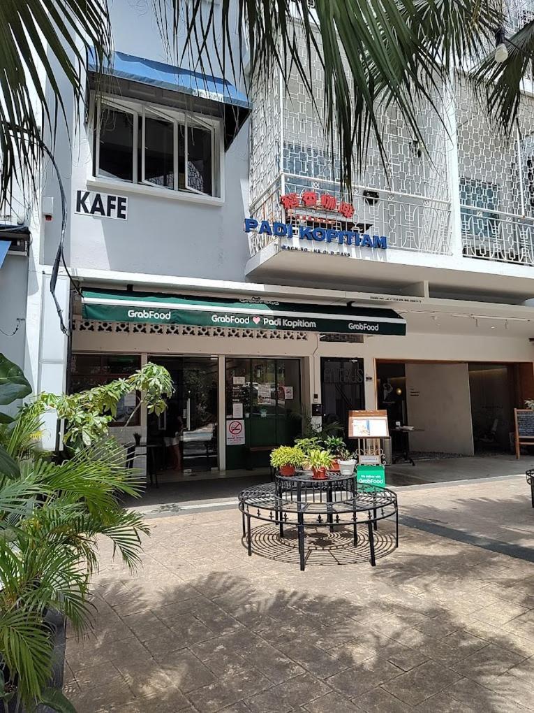 Attrus Bed & Breakfast Johor Bahru Buitenkant foto