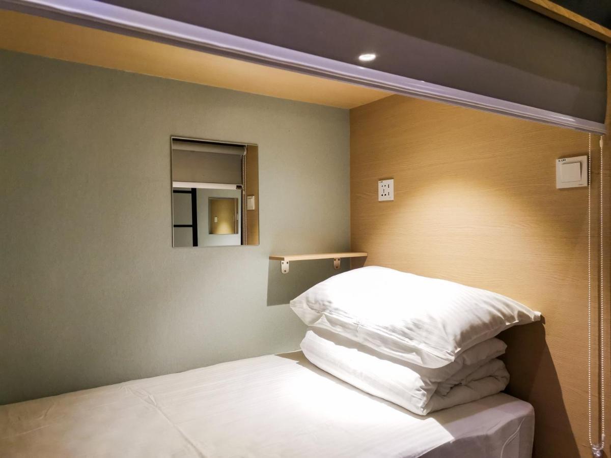Attrus Bed & Breakfast Johor Bahru Buitenkant foto