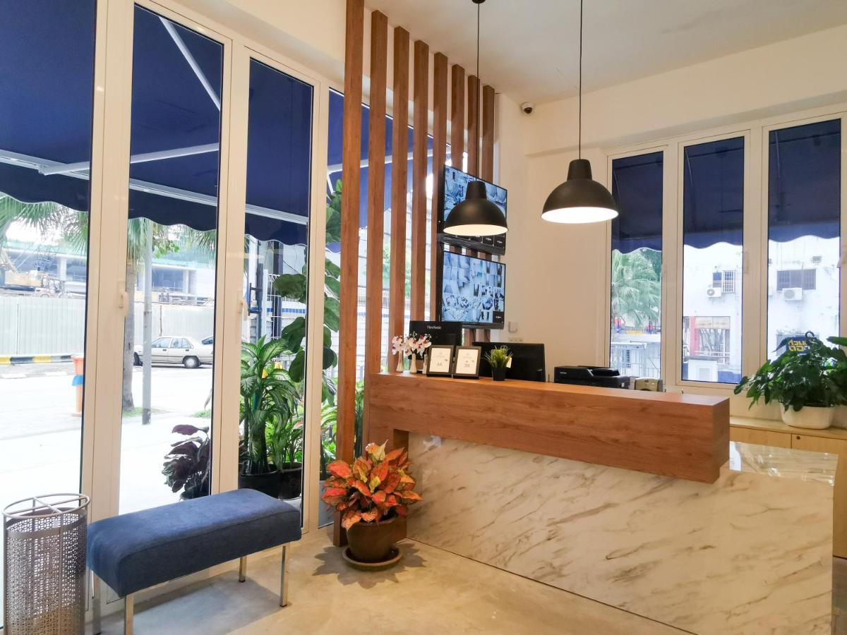 Attrus Bed & Breakfast Johor Bahru Buitenkant foto