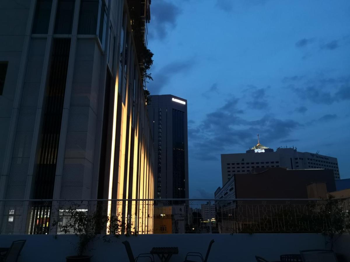 Attrus Bed & Breakfast Johor Bahru Buitenkant foto